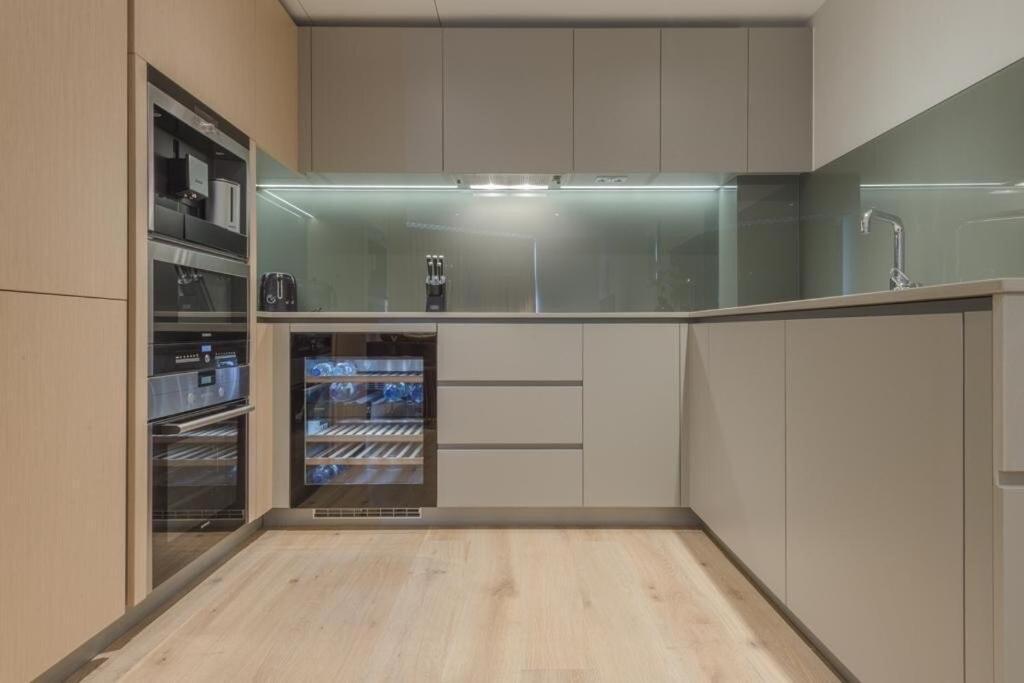 Apartment Amazing 2br Flat In Nine Elms Just 5 Minutes To Tube *